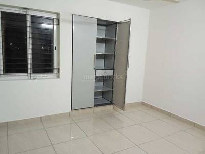 77214169_1_25661675O1729279980486_300_450 (1)